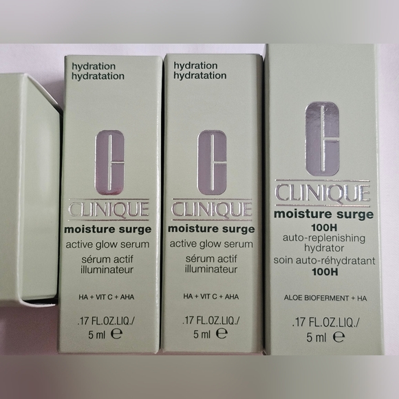Clinique 4 Piece Skincare Set - Picture 8 of 8